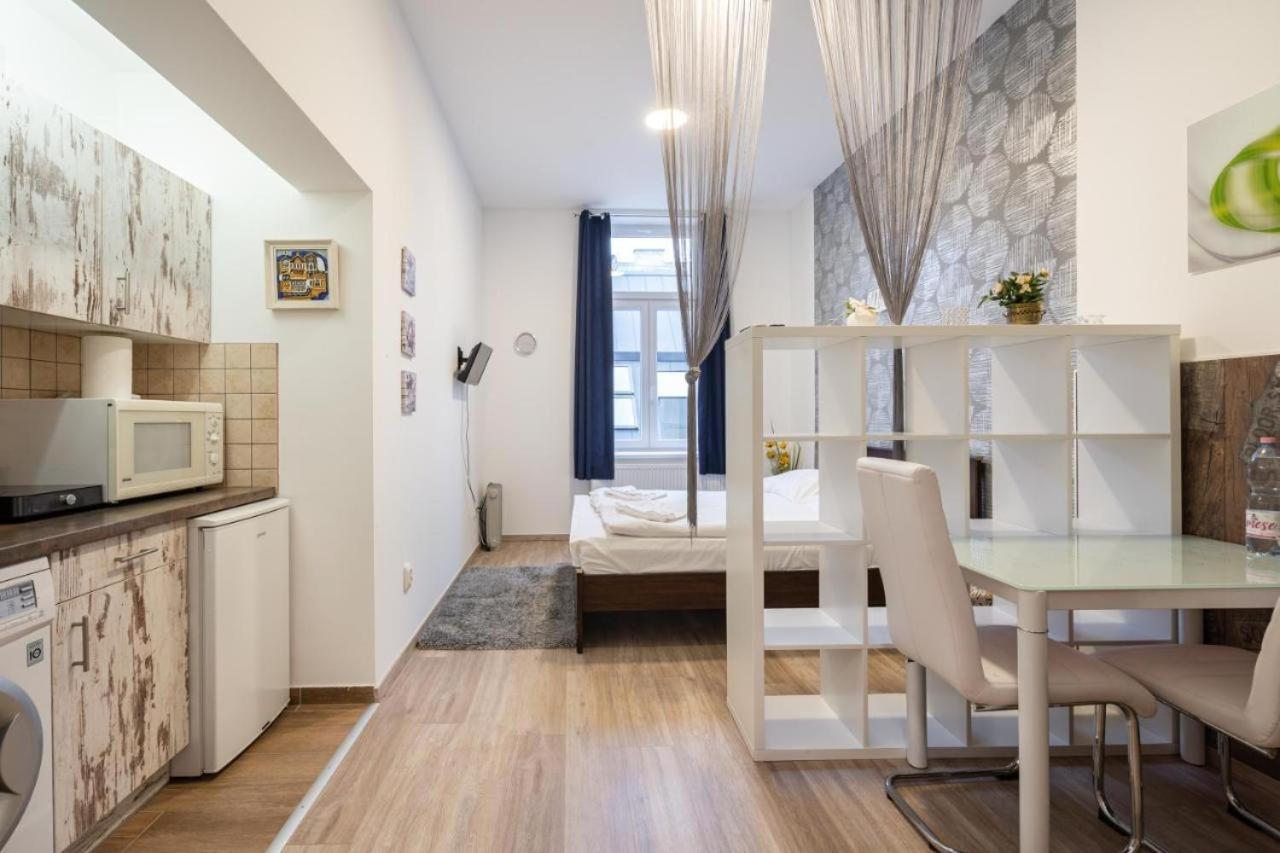 Silver Home Apartments In The City Centre 부다페스트 외부 사진